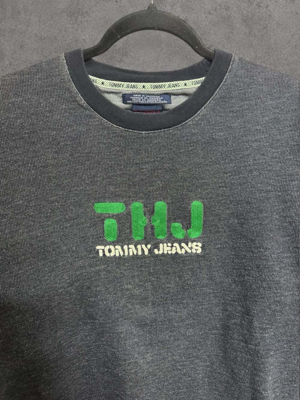 Vintage Tommy Jeans TMJ Green Logo Crewneck